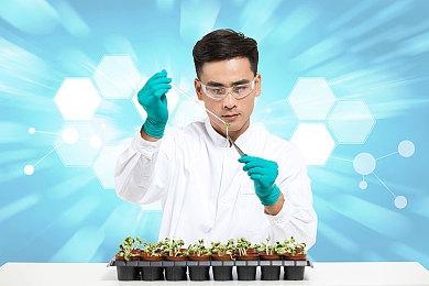 《英雄联盟手游》外服22年路线图公布 主机版延期